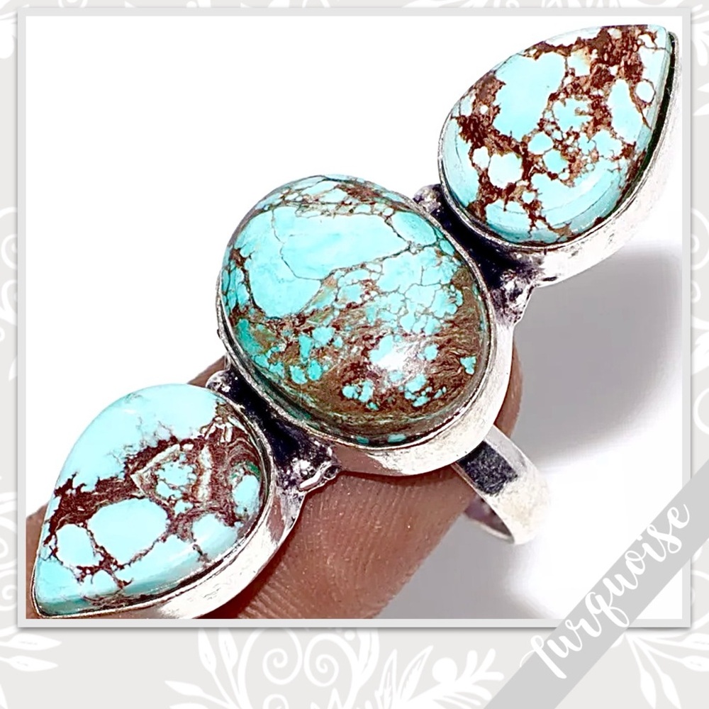 Turquoise Eclectic Silver Artisan Ring, Size 7 (Pale Aqua / Mint Green) - Picture 2 of 2